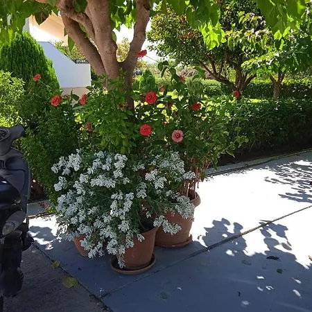 Katerina House Finikounda