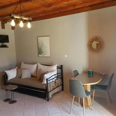 Katerina House Finikounda