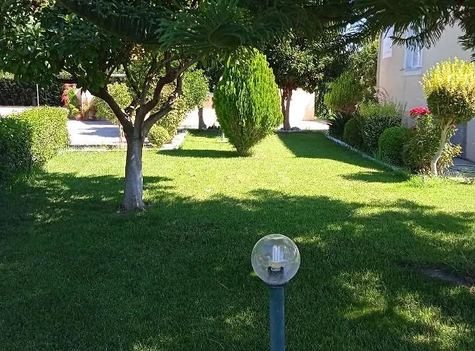 Daire Katerina House *