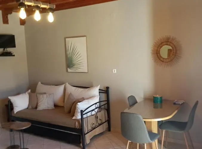 Katerina House Finikounda